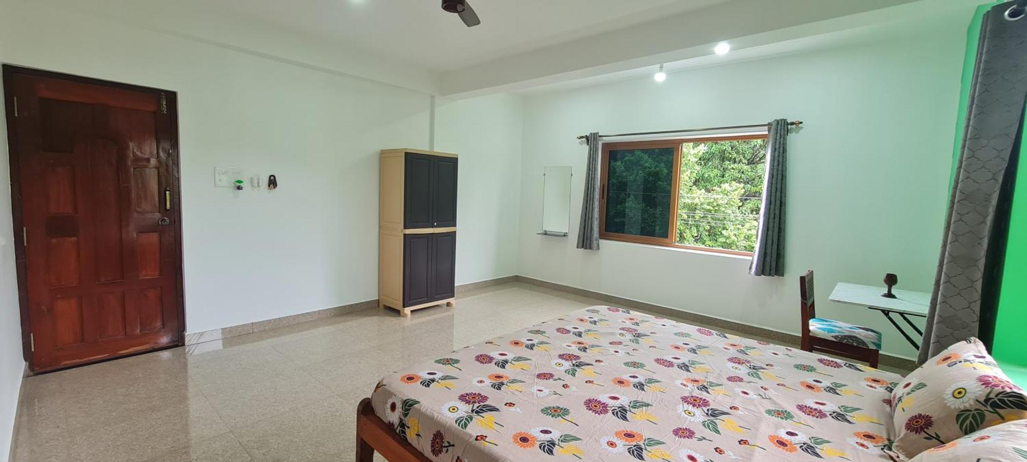 Happy Moon Homestay Aldona エクステリア 写真